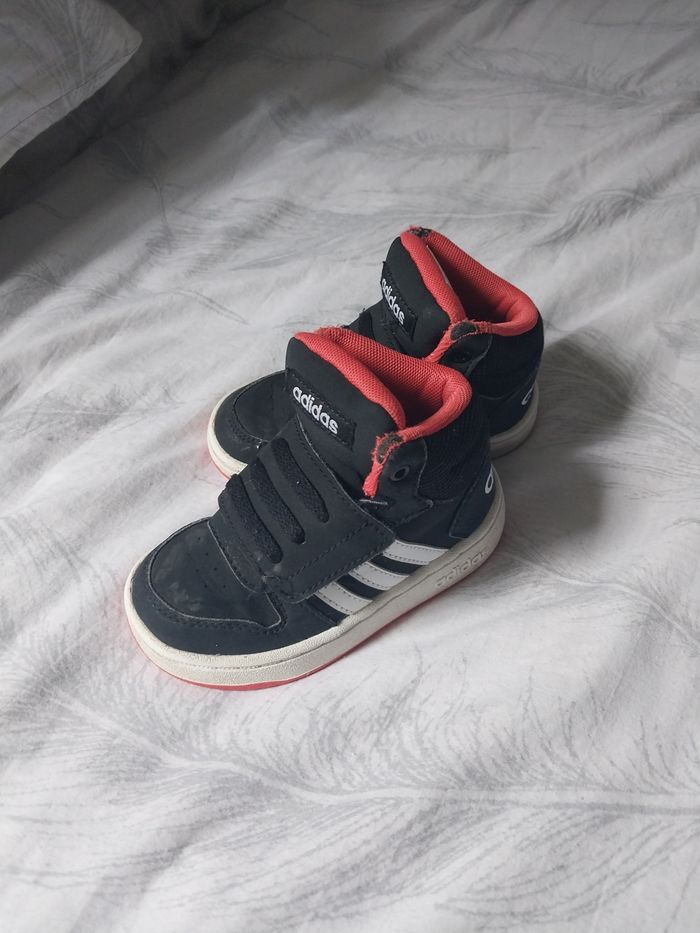 Baskets montantes Adidas bébé - Taille 23