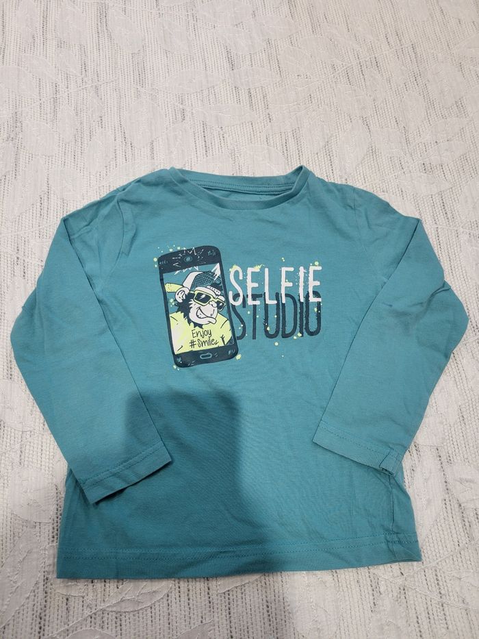 Lot 4 T-shirts manches longues 4 ans - photo numéro 2