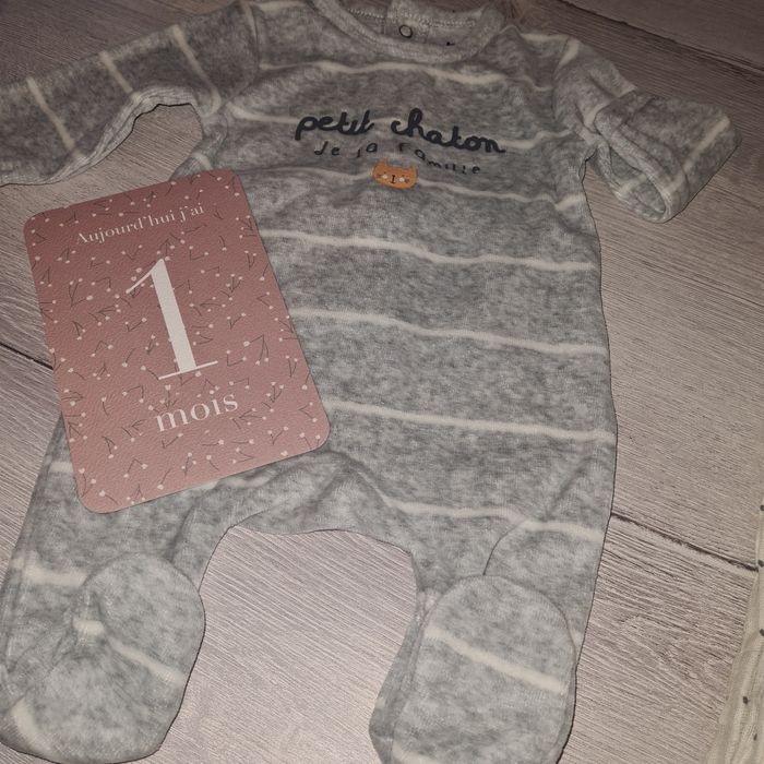 Pyjama velours mixte 1 mois kiabi