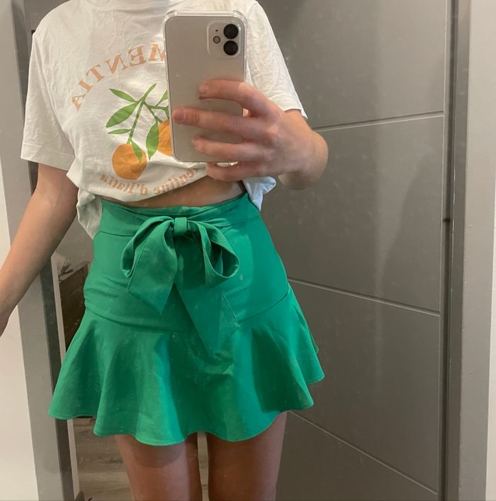 Jupe short - photo numéro 2