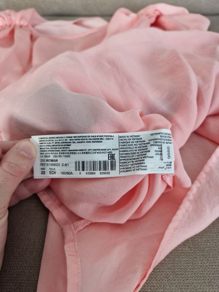 Haut rose avec sa ceinture noire Mango - photo numéro 10