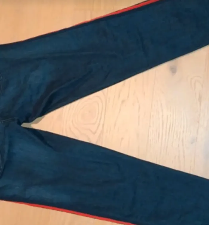 Jeans - photo numéro 2