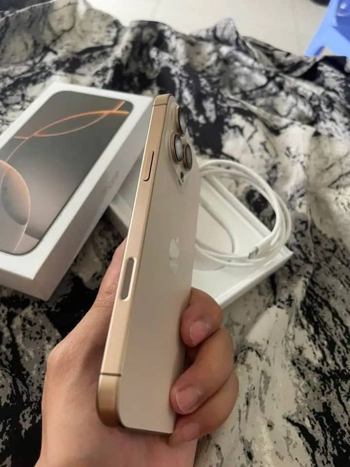 Iphone 16 pro max - photo numéro 6