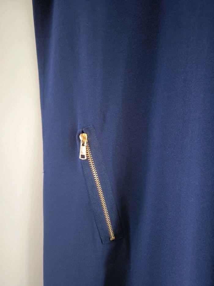 Robe laklook taille S neuve - photo numéro 2