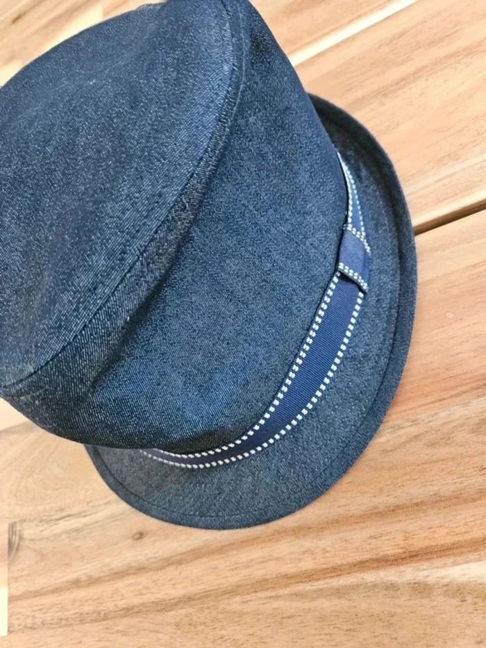 Chapeau bleu Kiabi 55/56 - photo numéro 4