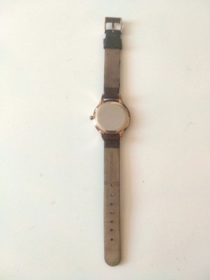 Montre femme - photo numéro 4