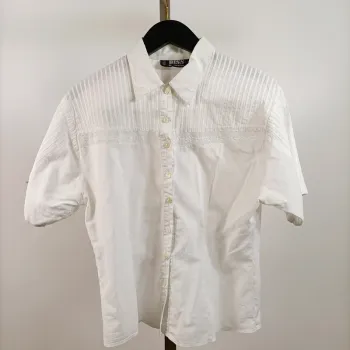 Chemise blanche manches courtes à plis nervurés BISS by Caroline, taille 38 vintage A821