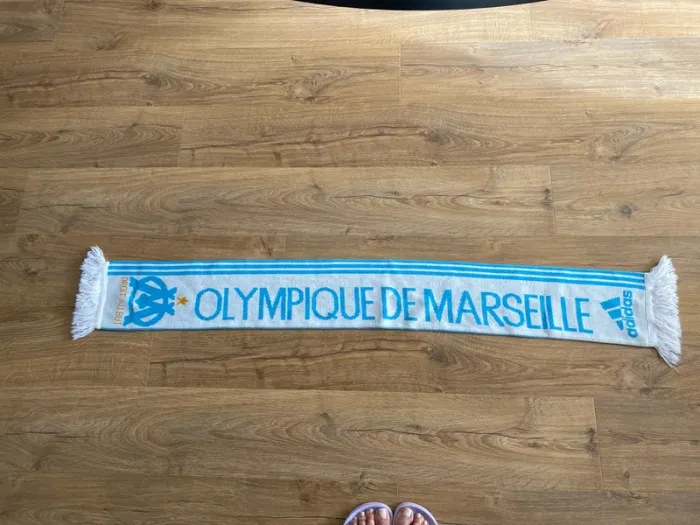 Écharpe adidas OM – Olympique de Marseille / Droit au but – officielle