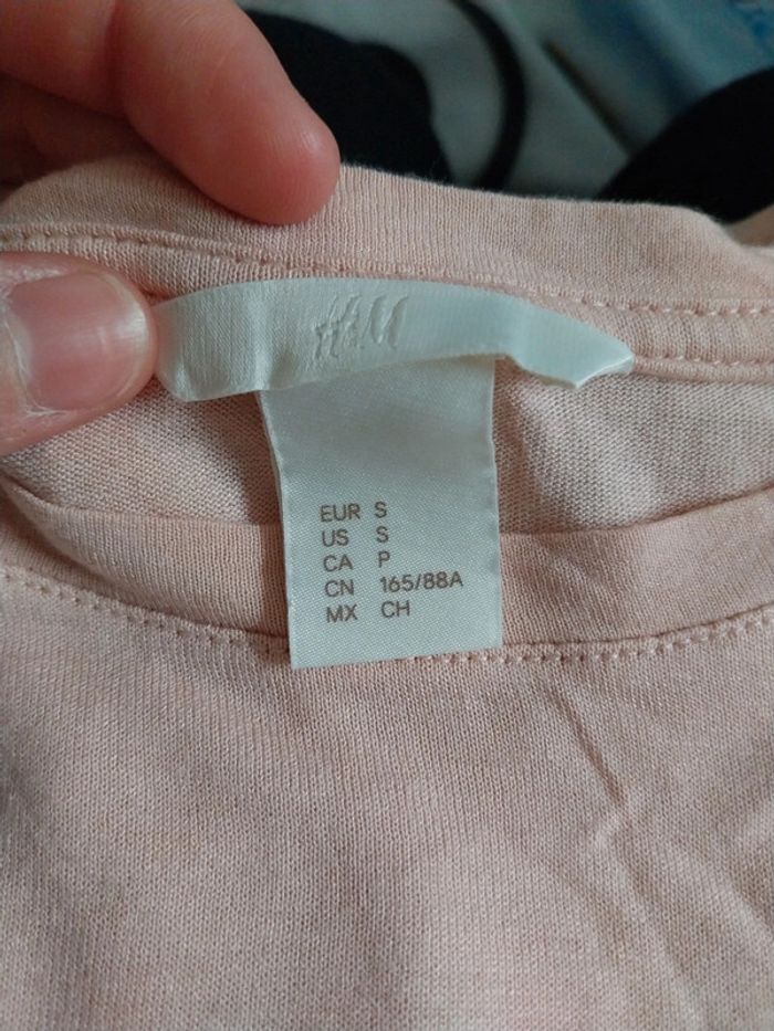 tee shirt H&M - photo numéro 2