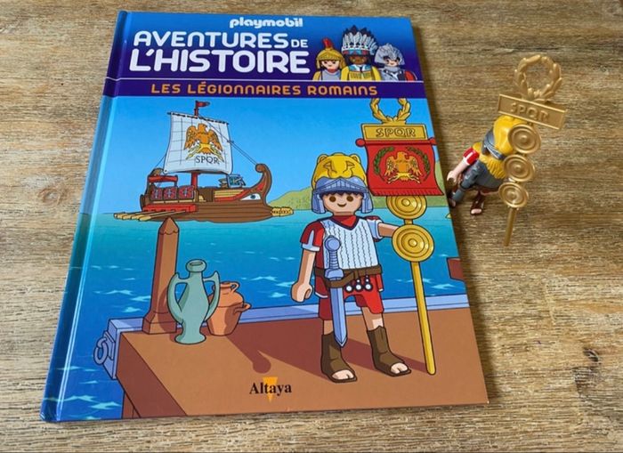 Livre avec figurine playmobil romain