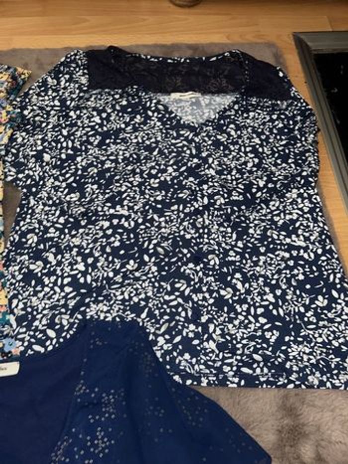 Lot de 3 hauts  manche courte - photo numéro 9