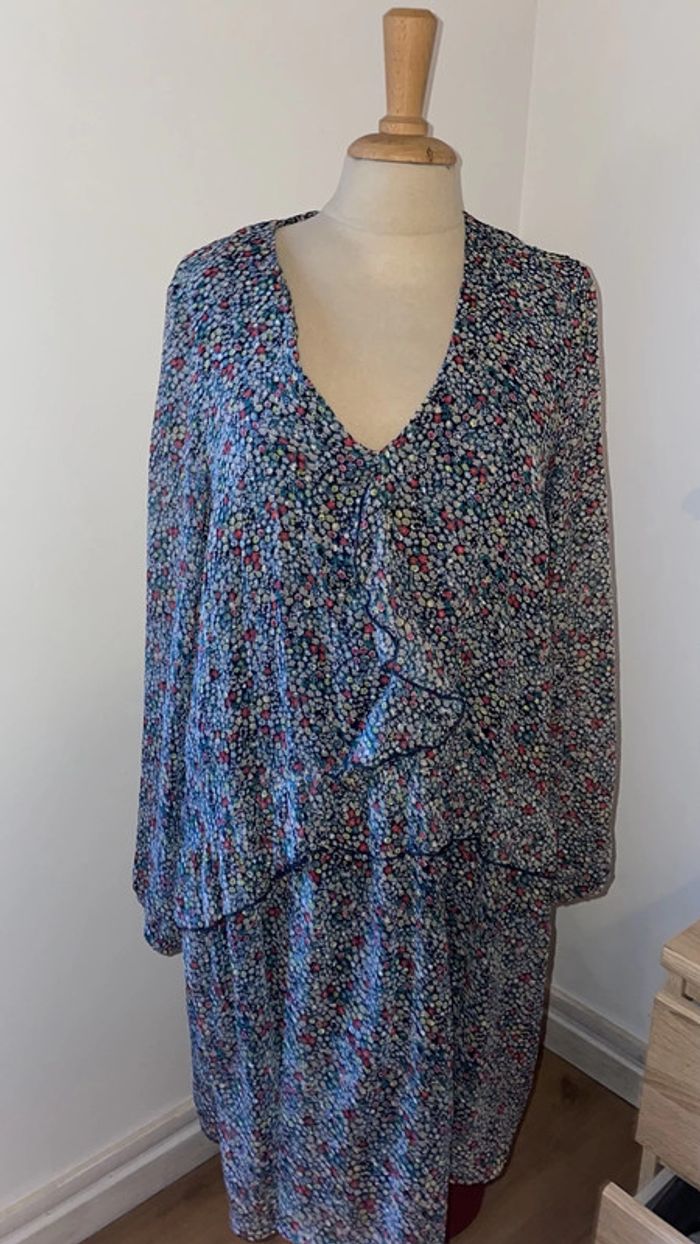 Robe à fleurs et volants Kiabi - taille 40