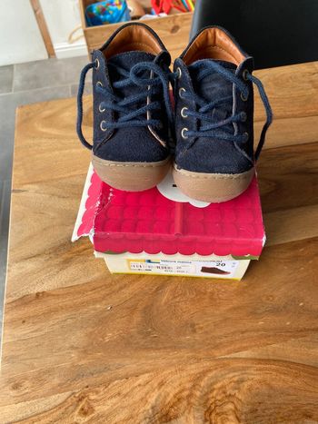 Chaussures taille 20