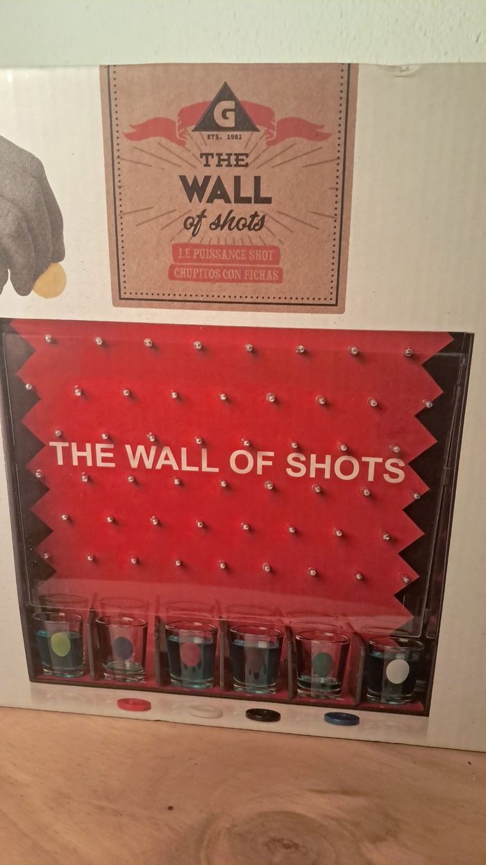 🥃 The Wall of Shots – Jeu apéro / soirée – Neuf en boîte - photo numéro 2