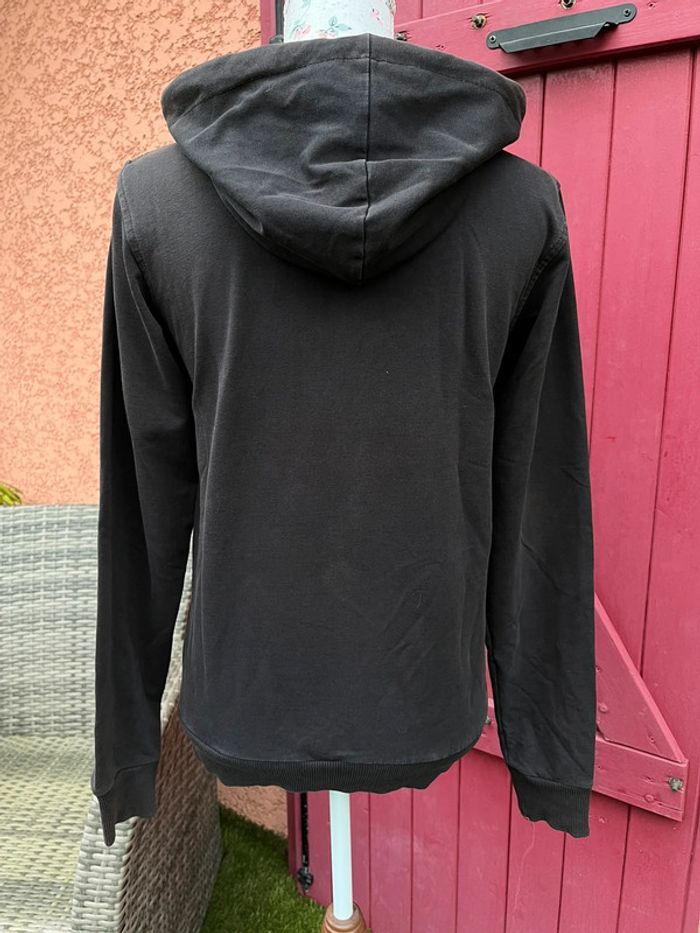 Veste / sweat à capuche zippé T. S - photo numéro 2