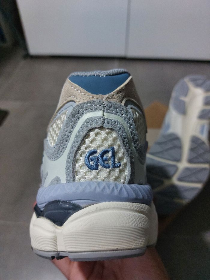 Asics Gel-NYC ivory mid grey - photo numéro 7