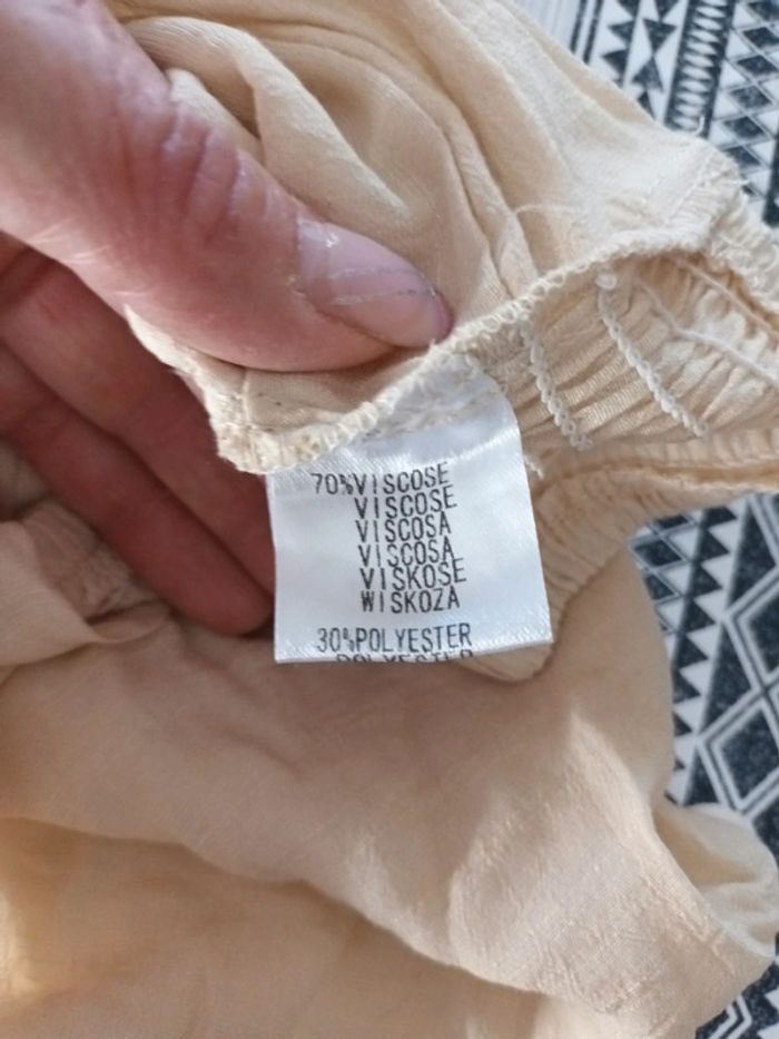 Top beige - photo numéro 3