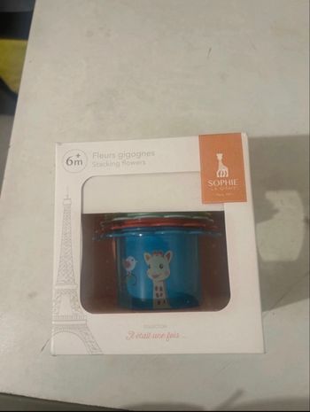 Gobelet de forme Sophie la girafe 