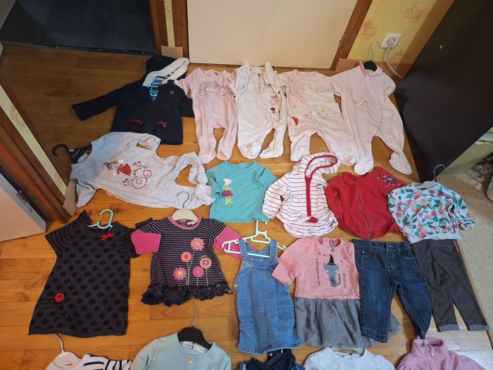 Lot vêtements hiver bébé fille 9 mois - photo numéro 3