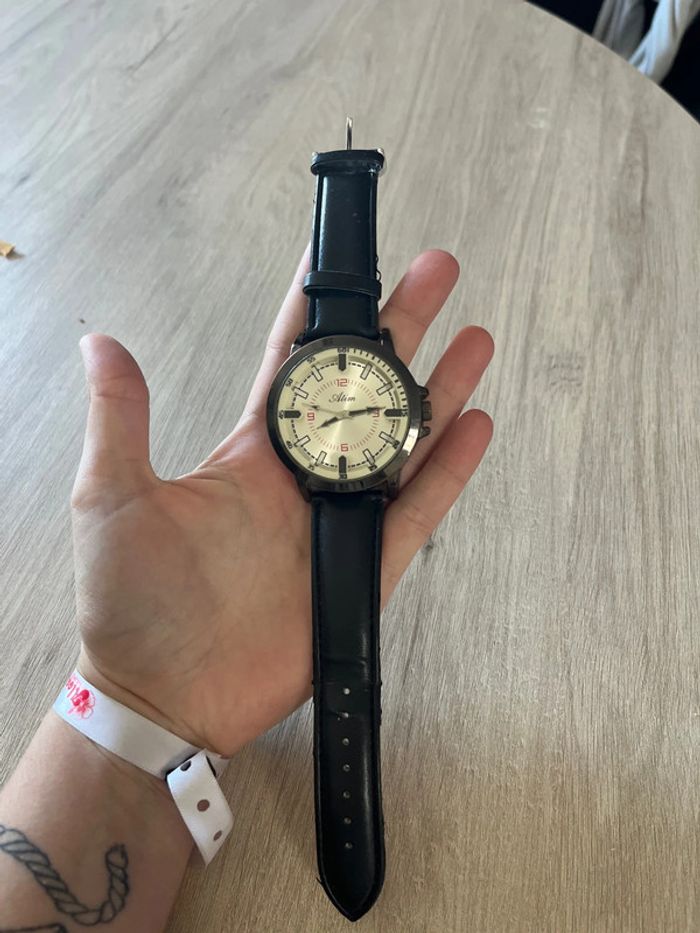 Montre noir atim