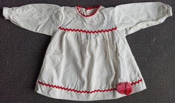 Robe bébé, taille 6 mois , en excellent état