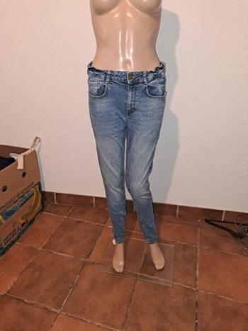 Jean femme taille 42