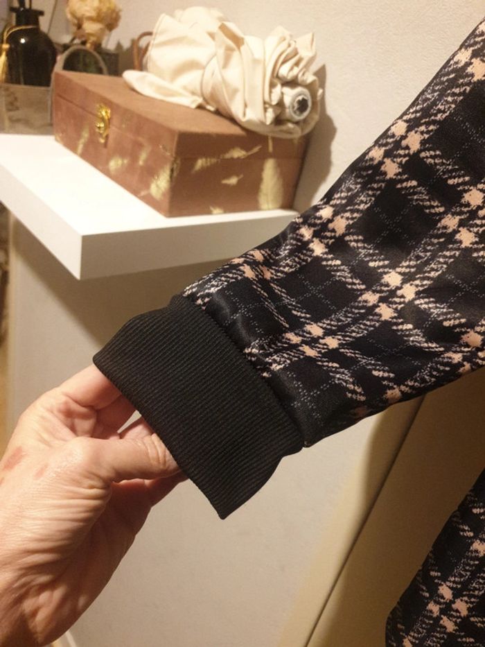 Veste peu épaisse neuve - photo numéro 4