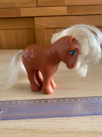 Petit poney Little pony hasbro butterscotch Italy brown marron 1982 cannella