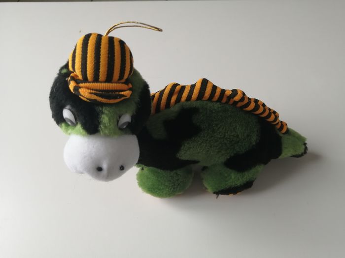 dinosaure en peluche - photo numéro 5