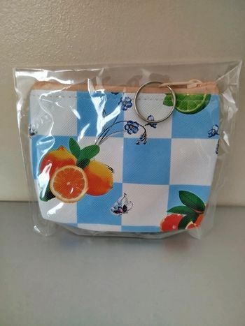 Très joli porte-monnaie enfant neuf