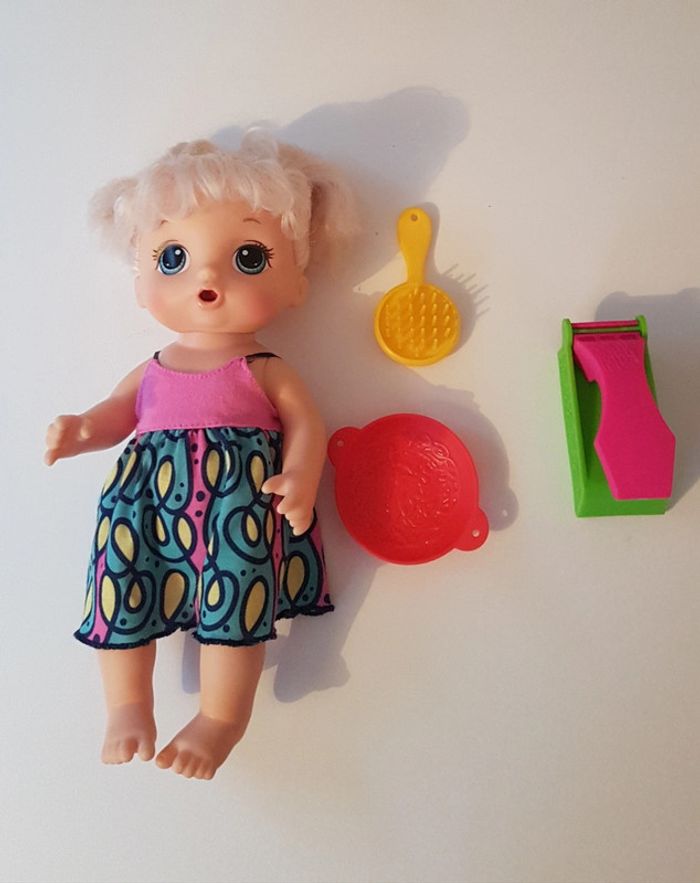 Poupée baby alive gourmande