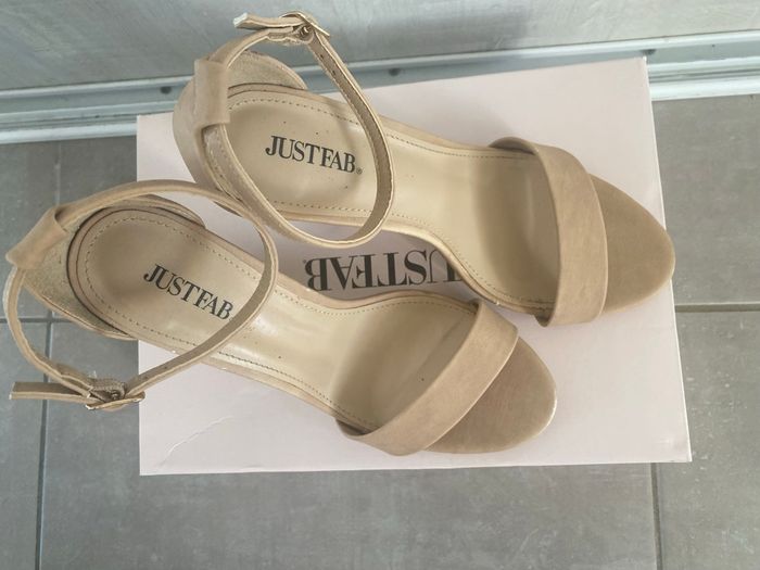 Chaussures à talons beige - photo numéro 6