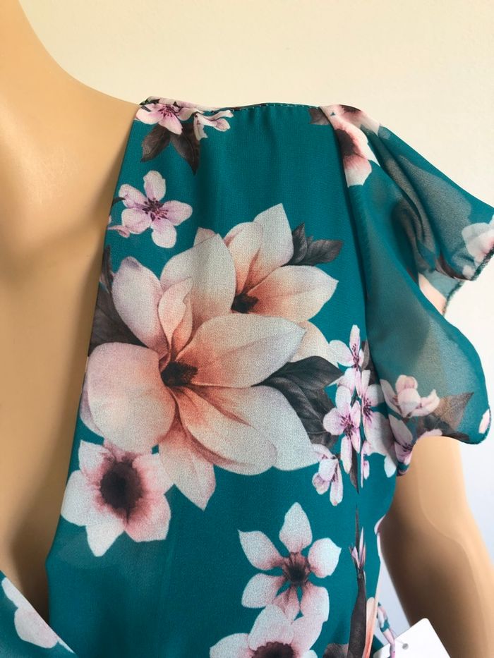 Robe longue verte foncée et fleurie neuve New Collection taille unique - photo numéro 3