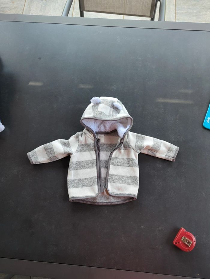 Veste bébé oreilles ours