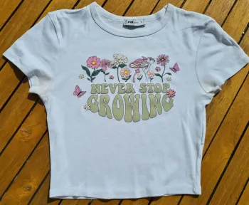 T shirt court