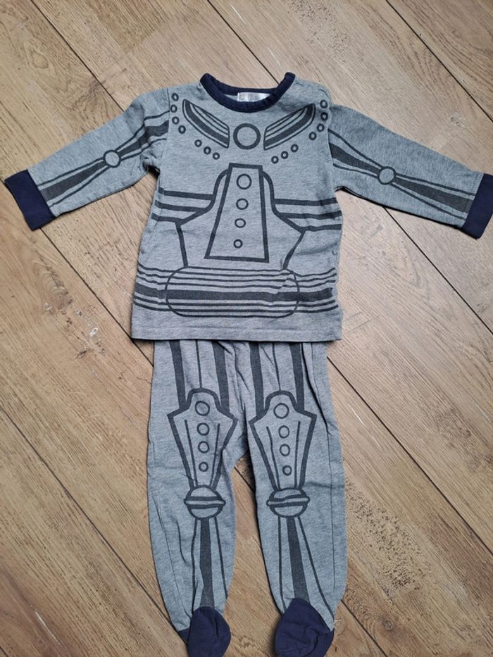 pyjama lègé 2 pièces 18 mois