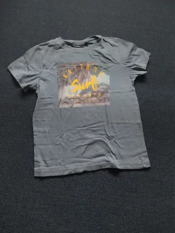 Tee shirt bleu avec dessin T10A