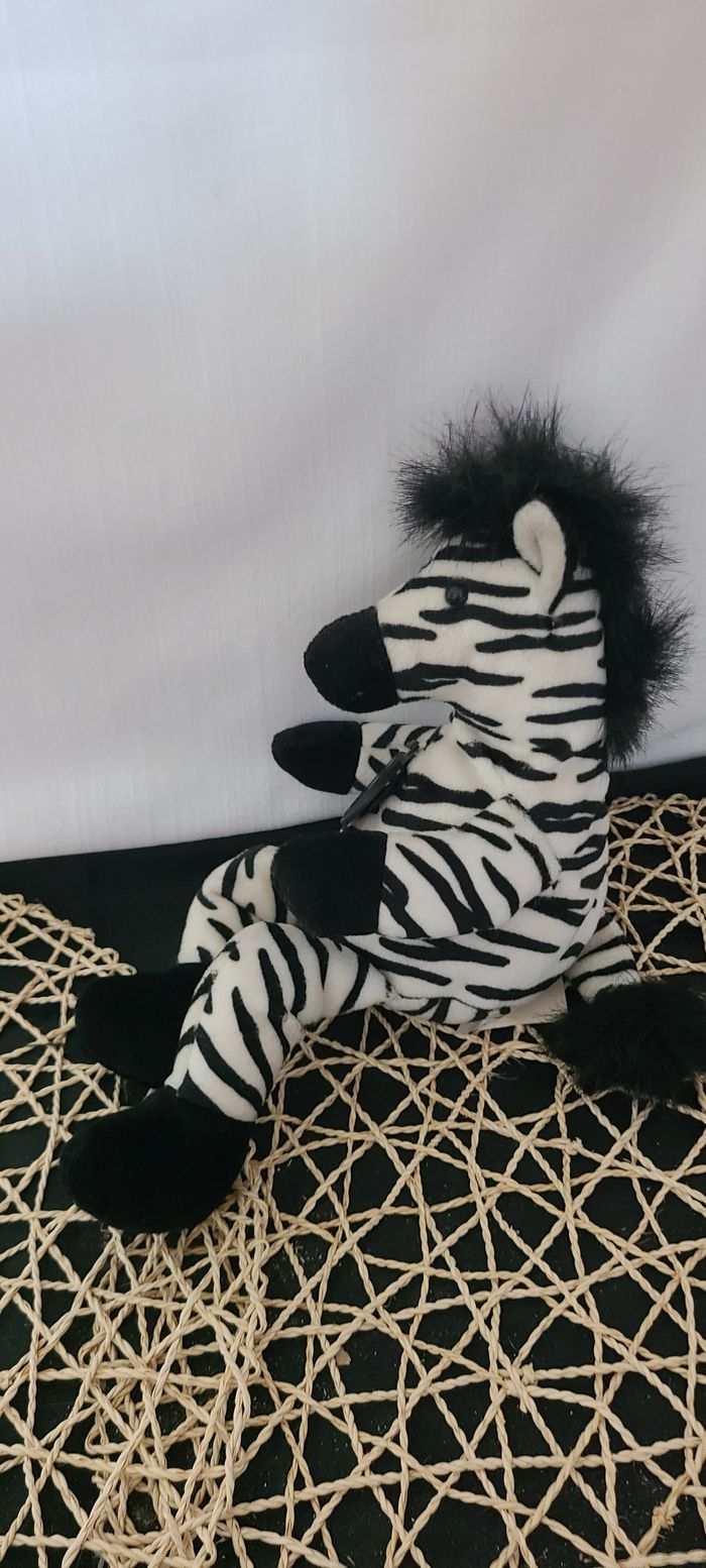 DOUDOU PELUCHE ALTHANS CLUB ZEBRE BLANC NOIR - photo numéro 5