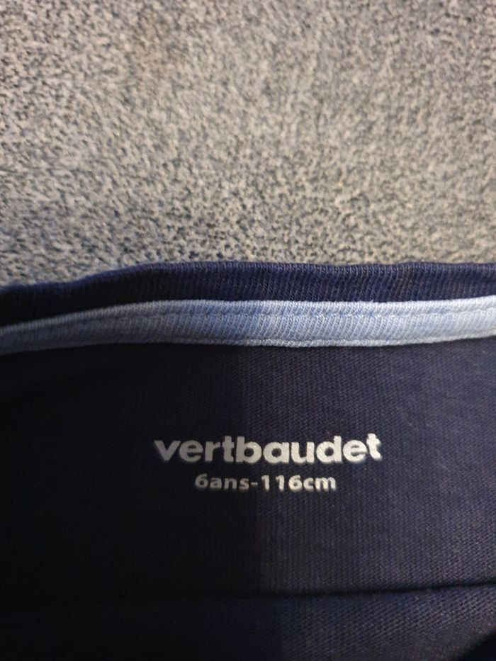 Tee shirt Papillons 6 ans - photo numéro 4