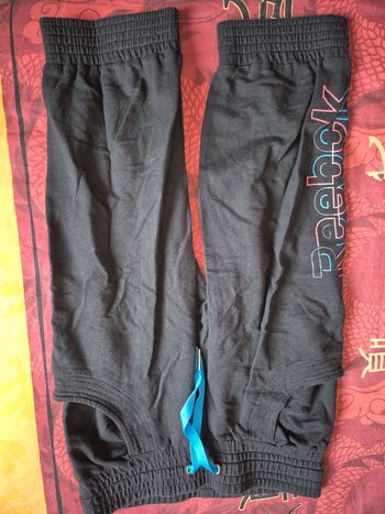 Pantacourt femme  reebok