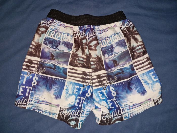 Short de bain t. S - photo numéro 2