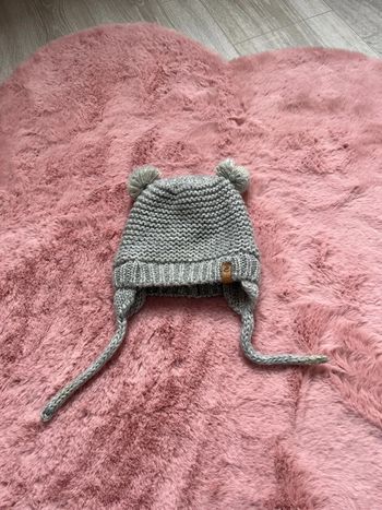 Bonnet hiver bébé fille gris argenté polaire