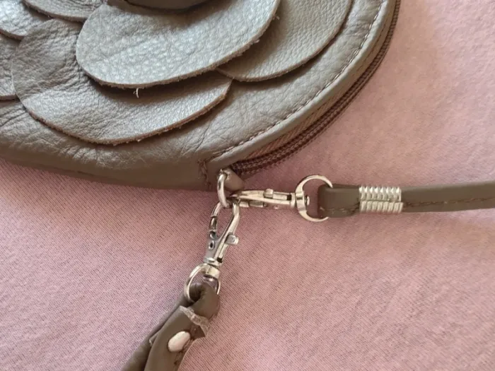 Pochette Forme Fleur 🪷 - photo numéro 3