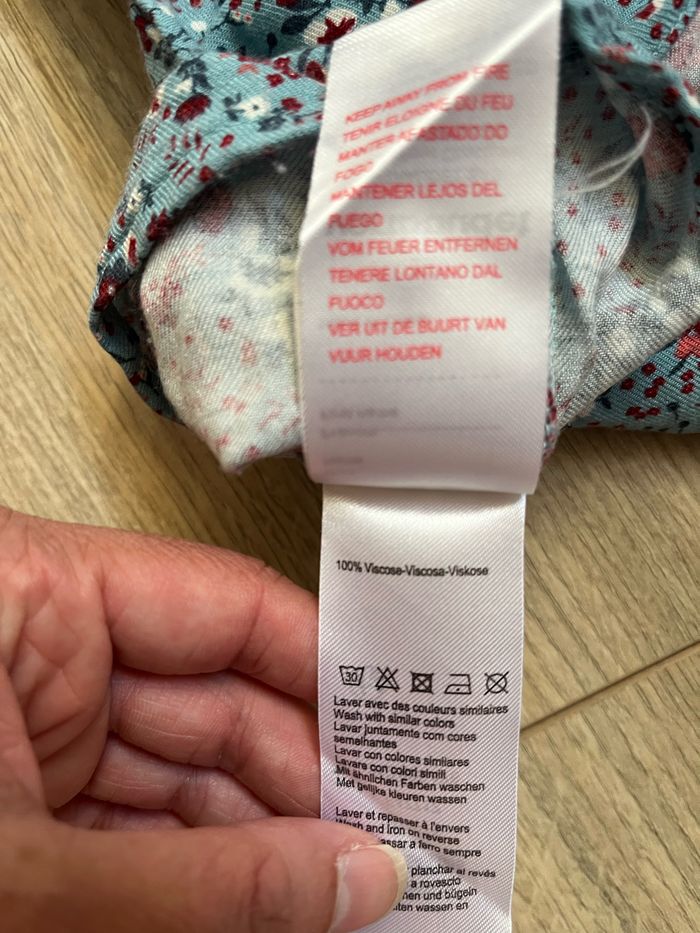 Blouse Vertbaudet Liberty fille 5 ans - photo numéro 5