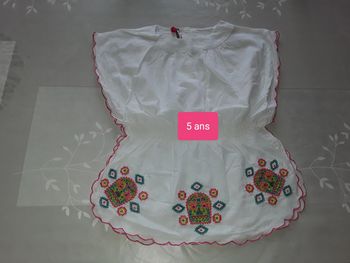 🔮 Tunique Brodée Blanchhe en 5 ans 🔮