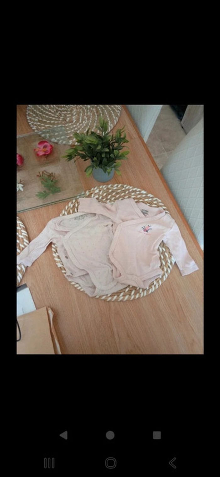 Lot body 1 mois kiabi h&m