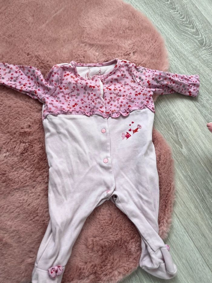 Lot 3 pyjama 1 pièce avec pied bébé fille 3 mois - photo numéro 3