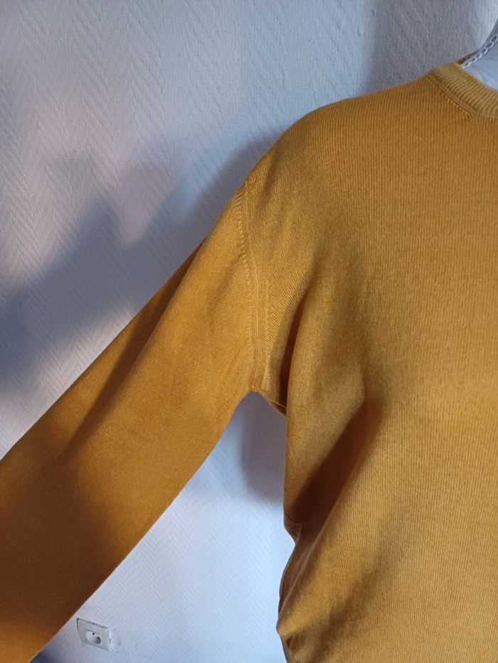 Pull couleur moutarde - photo numéro 2