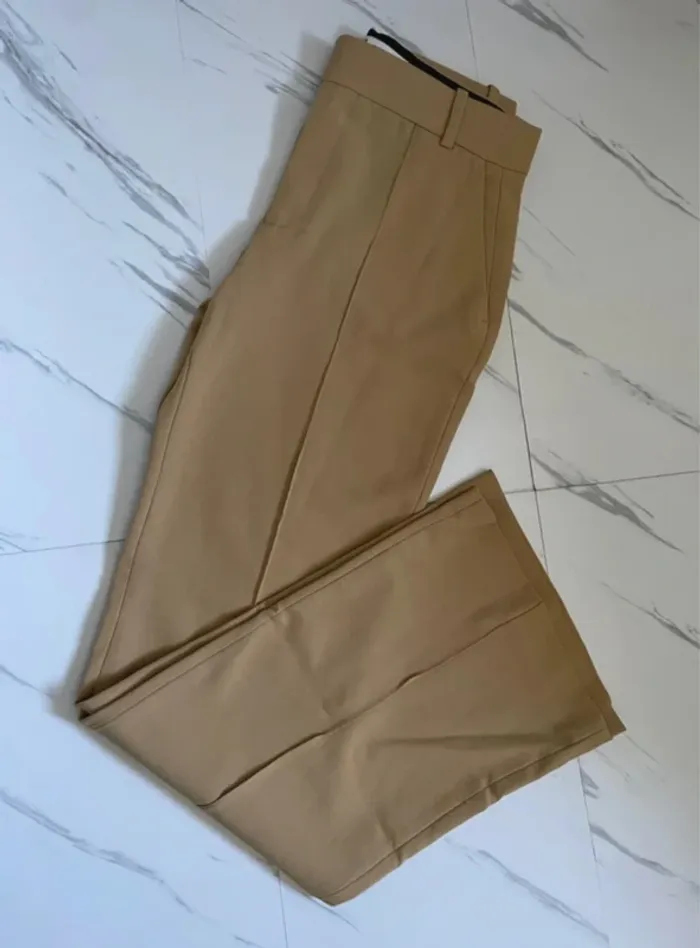 Ensemble tailleur pantalon flare camel Zara taille M - photo numéro 6