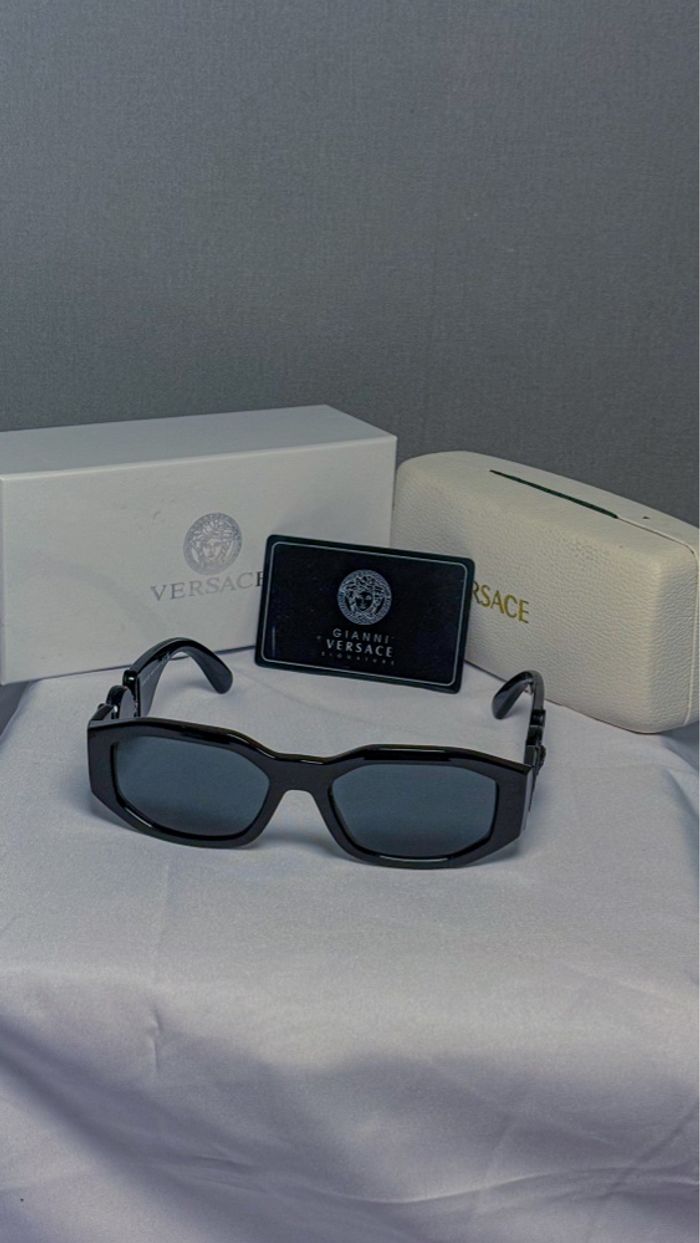 Lunettes de soleil noir